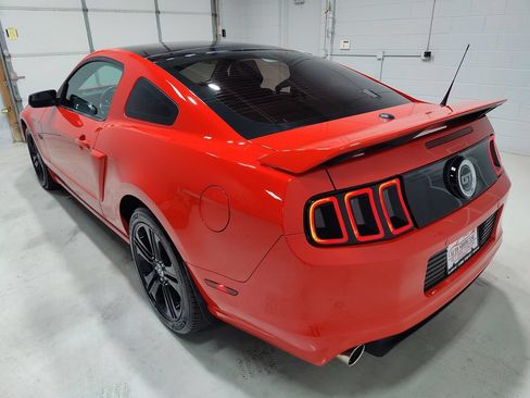 Used 2014 Ford Mustang GT w/ Equipment Group 402A RWD image 17