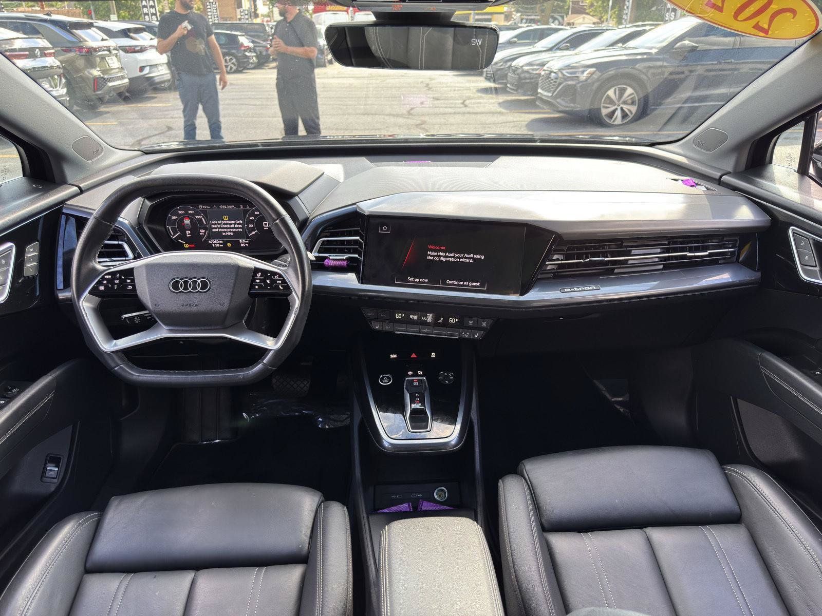 Used 2024 Audi Q4 e-tron Premium Plus w/ Premium Plus AWD/4WD image 33