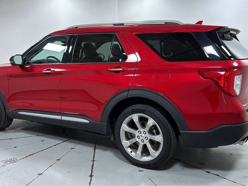 Used 2020 Ford Explorer Platinum w/ Premium Technology Package image 7