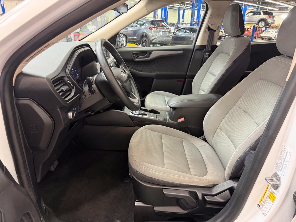 Used 2020 Ford Escape S AWD/4WD image 14