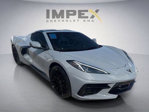 Used 2024 Chevrolet Corvette Stingray Preferred Cpe RWD image 6