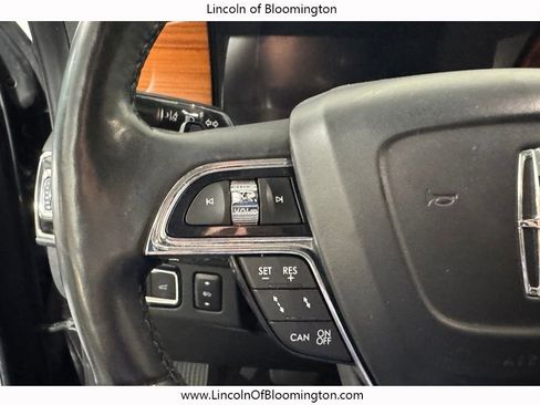 Used 2020 Lincoln Navigator Reserve AWD/4WD image 28