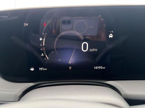 Used 2024 Buick Encore GX Preferred AWD/4WD image 15