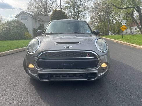 Used 2017 MINI Cooper S image 3