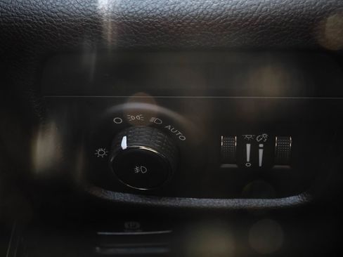 New 2025 Jeep Grand Cherokee Limited w/ Luxury Tech Group II AWD/4WD image 28
