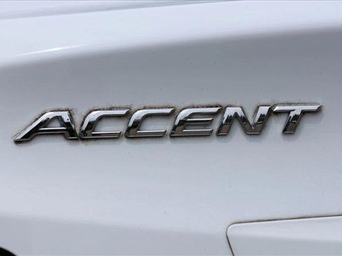 Used 2017 Hyundai Accent SE FWD image 12