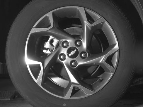 Used 2025 Chevrolet Trax LT FWD image 15