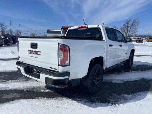 Used 2022 GMC Canyon AT4 image 8