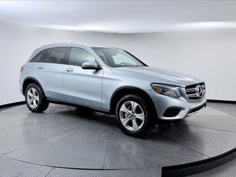 Used 2018 Mercedes-Benz GLC 300 image 11