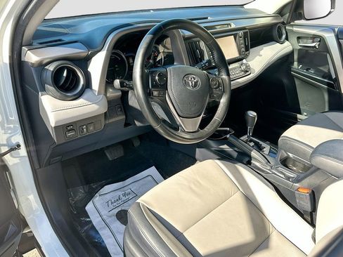 Used 2017 Toyota RAV4 Limited w/ Advanced Technology Package image 9