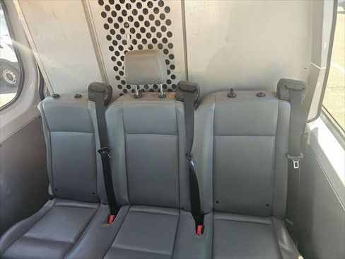 Used 2022 Mercedes-Benz Sprinter 2500 image 7