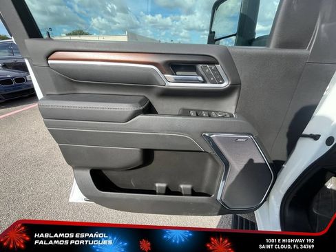 Used 2025 GMC Sierra 3500 Denali w/ Denali Reserve Package AWD/4WD image 22