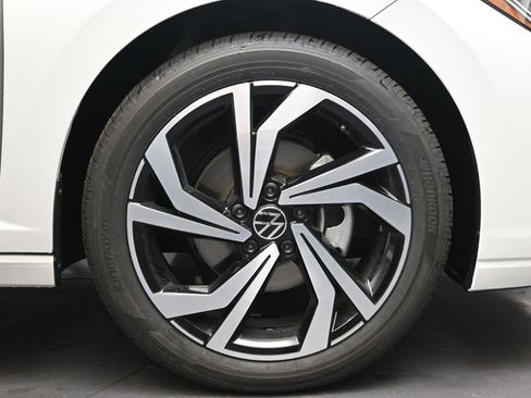 New 2026 Volkswagen Jetta SEL image 10