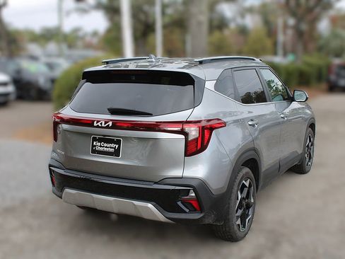 Certified 2024 Kia Seltos EX image 7