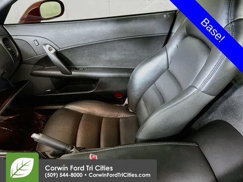 Used 2008 Chevrolet Corvette Coupe w/ Preferred Equipment Group RWD image 25