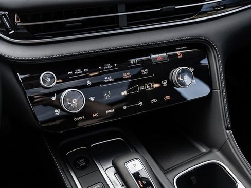 New 2026 INFINITI QX60 Luxe w/ Cargo Package image 24