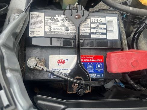Used 2010 Subaru Forester 2.5X AWD/4WD image 31