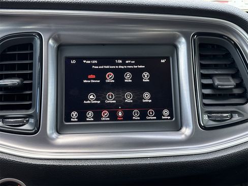 Used 2019 Dodge Challenger SXT image 21