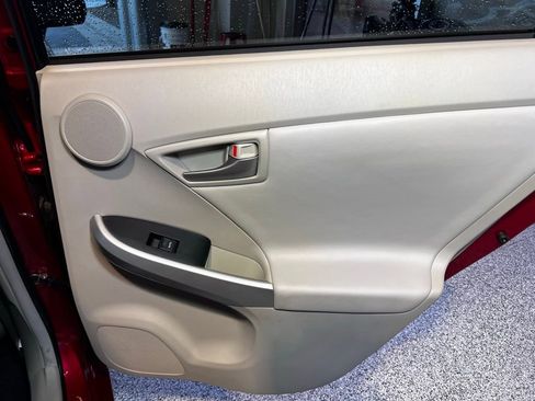 Used 2014 Toyota Prius Four image 46