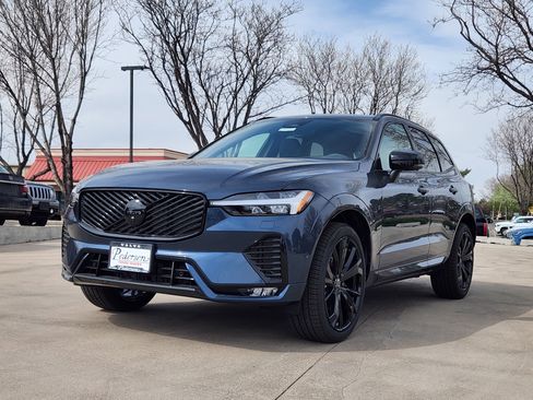 New 2026 Volvo XC60 B5 Ultra w/ Climate Package AWD/4WD image 3