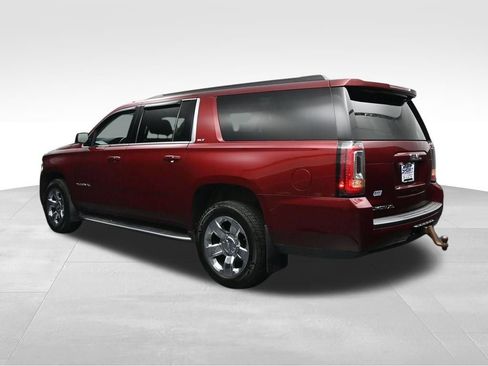 Used 2020 GMC Yukon XL SLT w/ Open Road Package AWD/4WD image 3