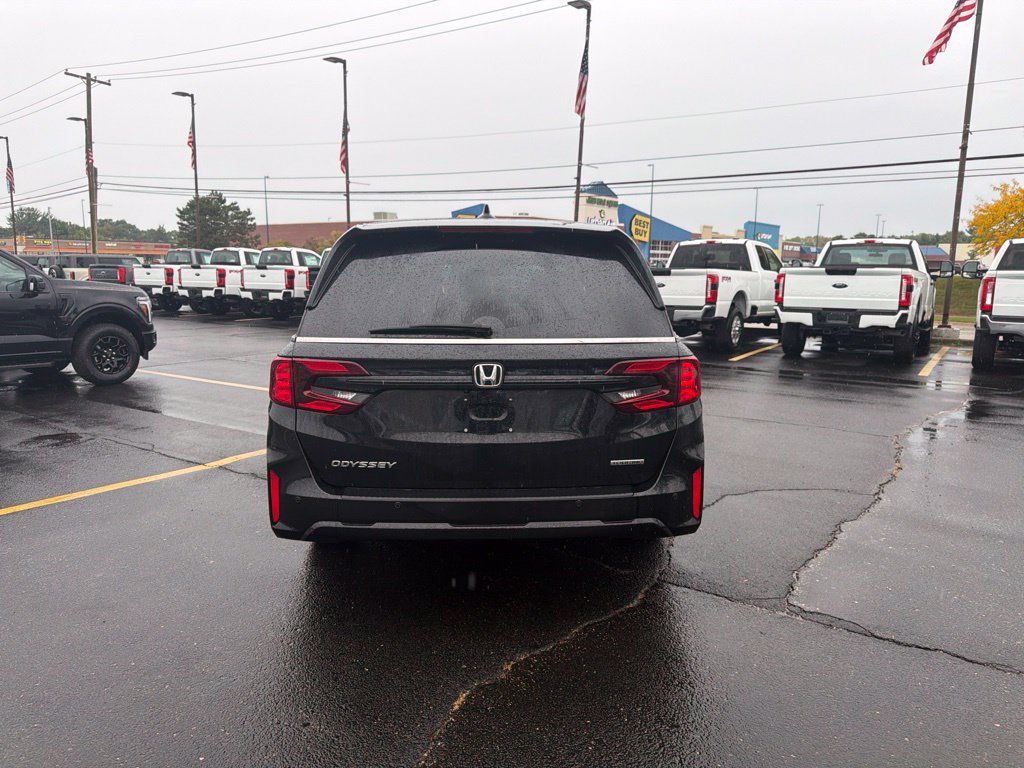 Used 2025 Honda Odyssey Touring image 6