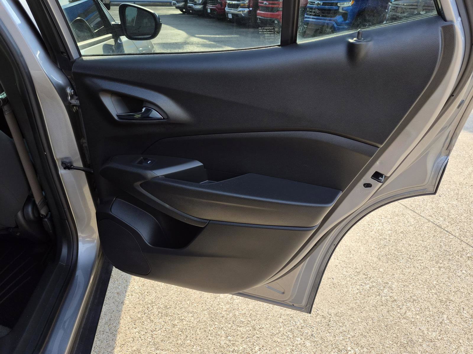 Used 2025 Chevrolet Trax RS w/ Driver Confidence Package FWD image 10
