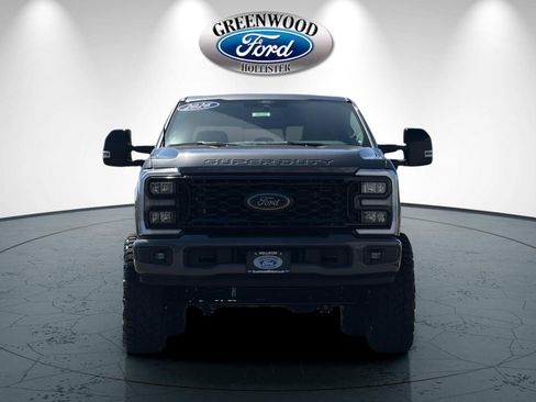 New 2026 Ford F250 Lariat w/ Black Appearance Package AWD/4WD image 9