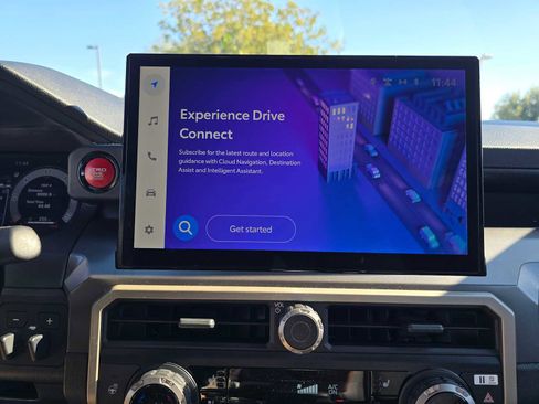 Used 2024 Toyota Tacoma TRD Sport image 26