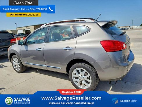 Used 2015 Nissan Rogue S w/ Convenience Package FWD image 3