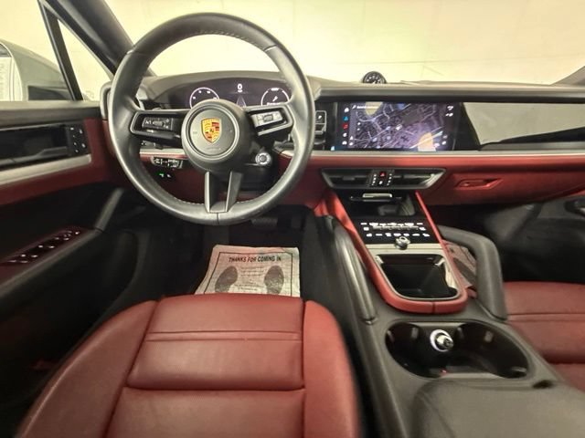Used 2024 Porsche Cayenne Coupe AWD/4WD image 30