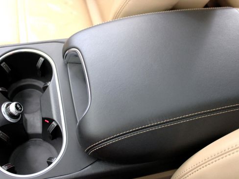 Used 2019 Porsche Cayenne image 66