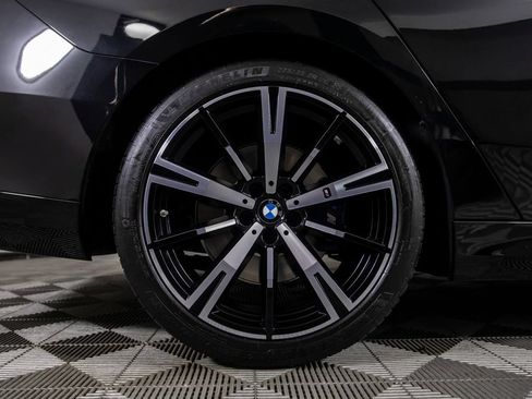 Used 2024 BMW 530i w/ M Sport Package RWD image 40