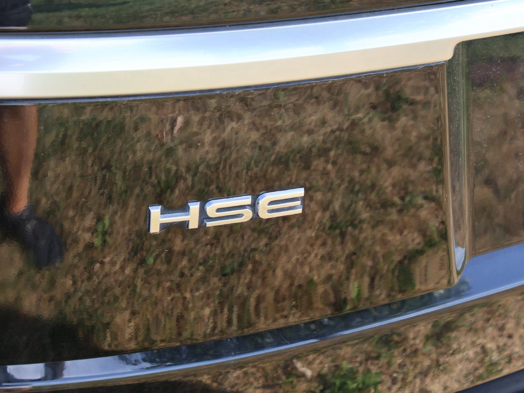 Used 2013 Land Rover Range Rover HSE AWD/4WD image 16