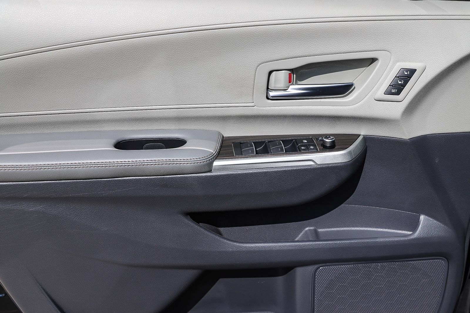 Certified 2023 Toyota Sienna Limited AWD/4WD image 22