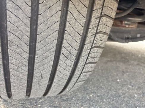 Used 2025 Cadillac Lyriq Luxury image 10