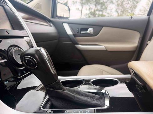 Used 2011 Ford Edge Limited w/ 301A Rapid Spec Order Code image 25