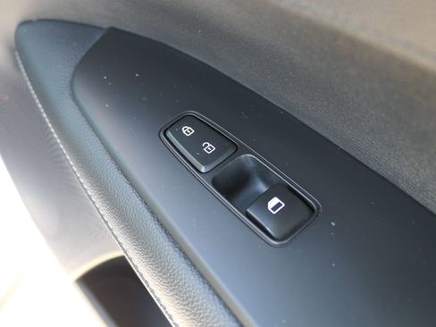 Used 2023 Kia Forte GT-Line image 26