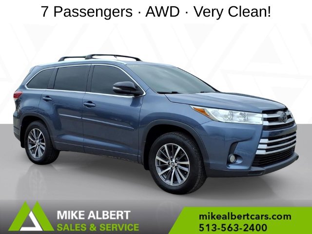 Used 2018 Toyota Highlander XLE AWD/4WD image 1