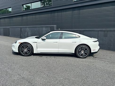 Certified 2025 Porsche Taycan RWD image 7