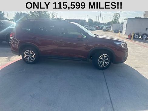 Used 2020 Subaru Forester Premium AWD/4WD image 2
