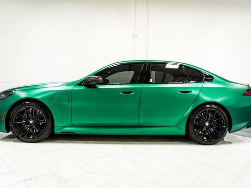 Used 2025 BMW M5 w/ Carbon Package AWD/4WD image 8