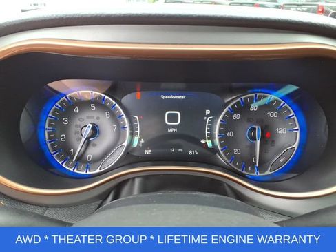 New 2027 Chrysler Pacifica Pinnacle w/ Theater Group AWD/4WD image 17