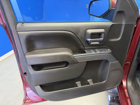 Used 2017 Chevrolet Silverado 1500 LT w/ All Star Edition AWD/4WD image 10