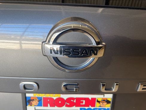 Certified 2021 Nissan Rogue S image 33