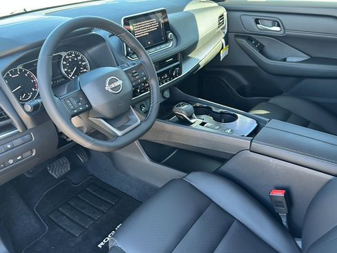 New 2026 Nissan Rogue SV w/ SV Premium Package image 9