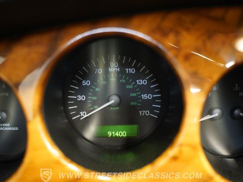 Used 2002 Jaguar XK8 Convertible image 32