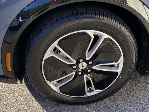 Used 2023 Ford Mustang Mach-E Premium image 5