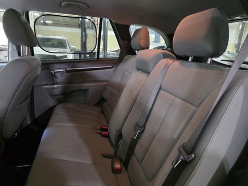 Used 2011 Hyundai Santa Fe GLS image 11