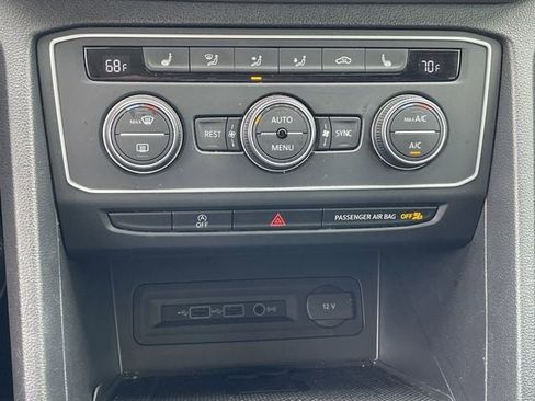 Used 2021 Volkswagen Atlas SE FWD image 18
